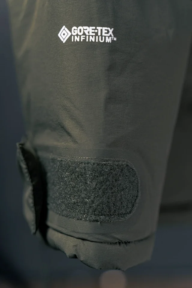 The North Face Down Jackets Hooded jacket with flap pockets product detail image 6