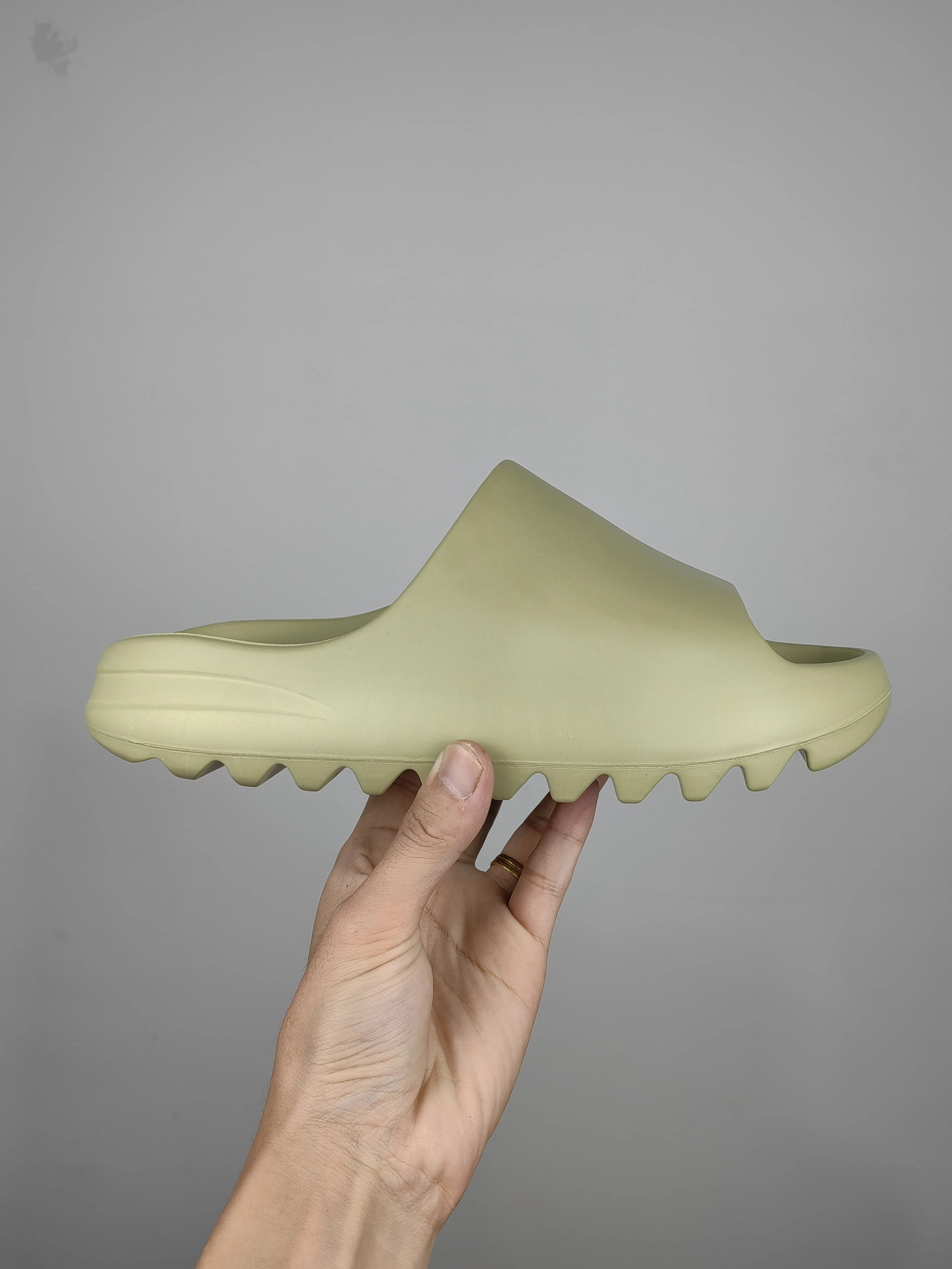 Bean Green Gloss (FX0494)