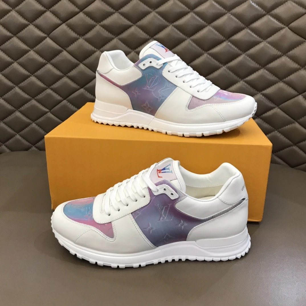 L * VV sports shoe splicing
