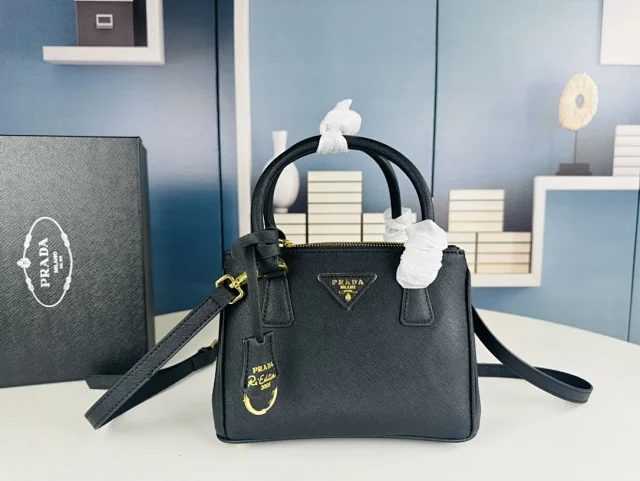 Prada Shoulder Bags Triangle Logo Bag product detail image 5
