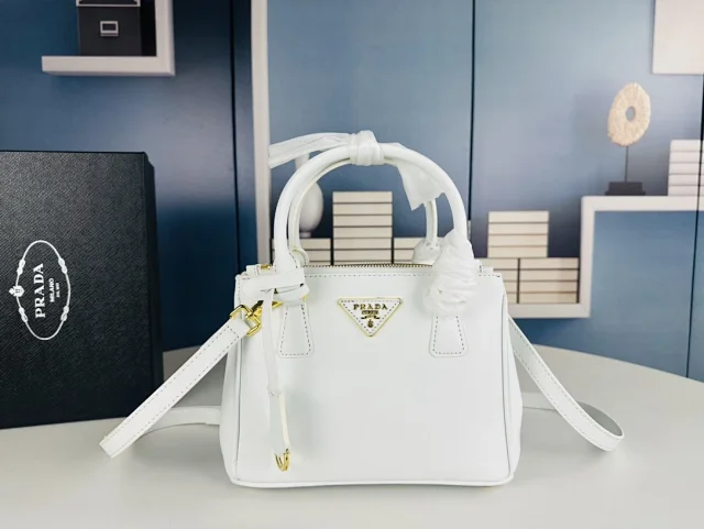 Prada Shoulder Bags Triangle Logo Bag product detail image 6