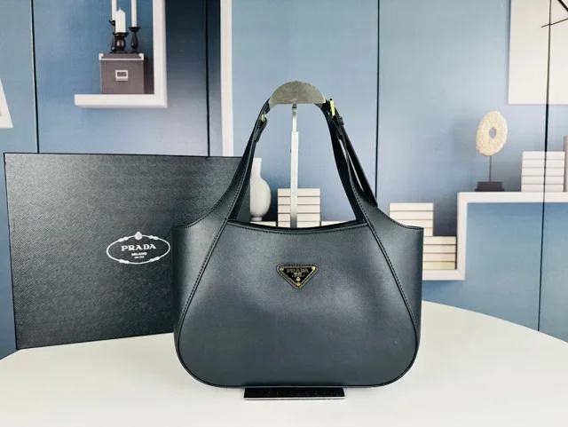 Prada Shoulder Bags Triangle Logo Bag product detail image 7