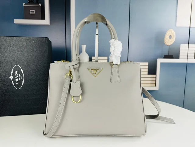 Prada Shoulder Bags Triangle Logo Bag product detail image 9