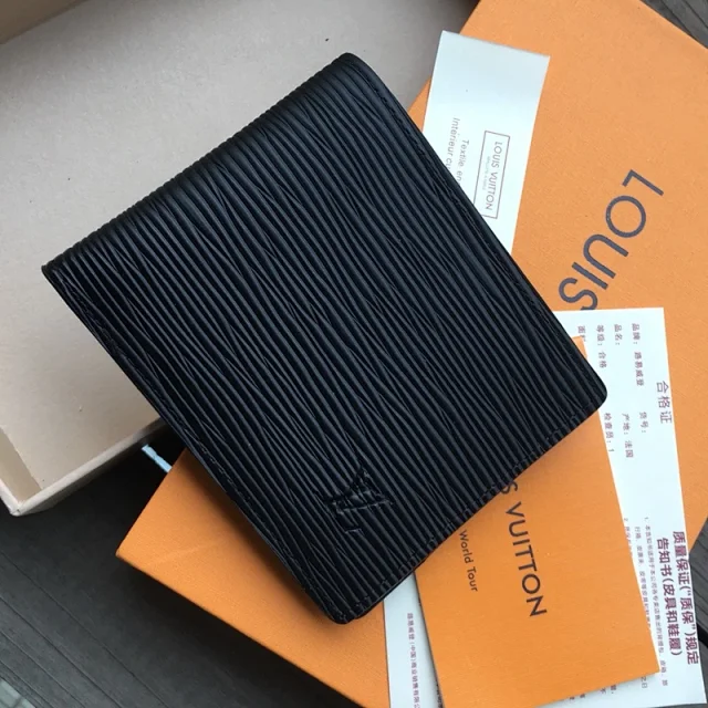 Louis Vuitton Multiple wallet models product detail image 8