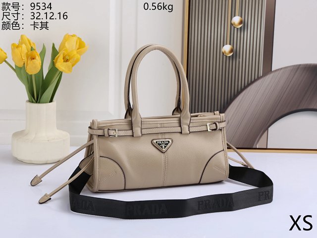 Prada handbag: seller detail photo 6
