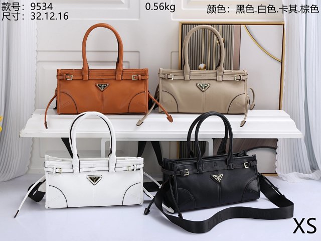Prada handbag: seller detail photo 4