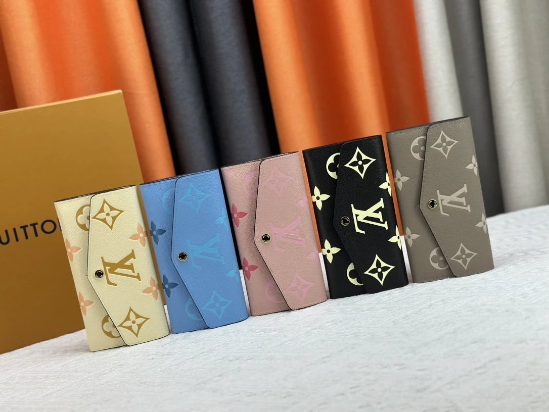 Louis Vuitton Monogram Empreinte Long Wallet Black with Pale Yellow Print - 4