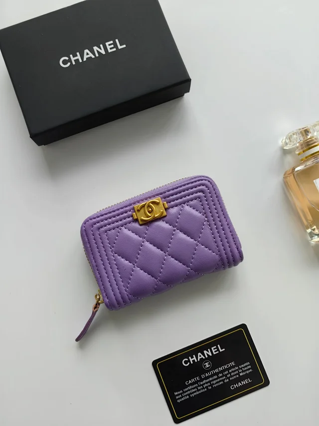 Chanel Wallets & Card Holders Quilted Zip Wallet product detail image 12
