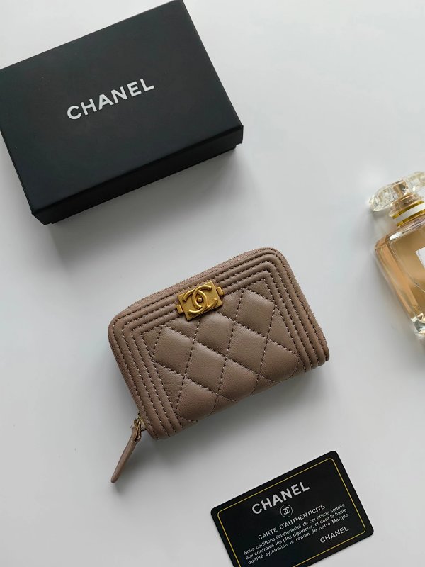 Chanel Mini Wallet Beige Quilted Lambskin with Gold-Tone CC Logo Coin Purse product listing in Litbuy spreadsheet finds