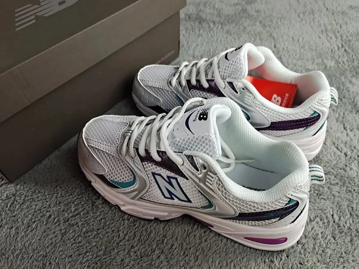 WR530C1 White Purple