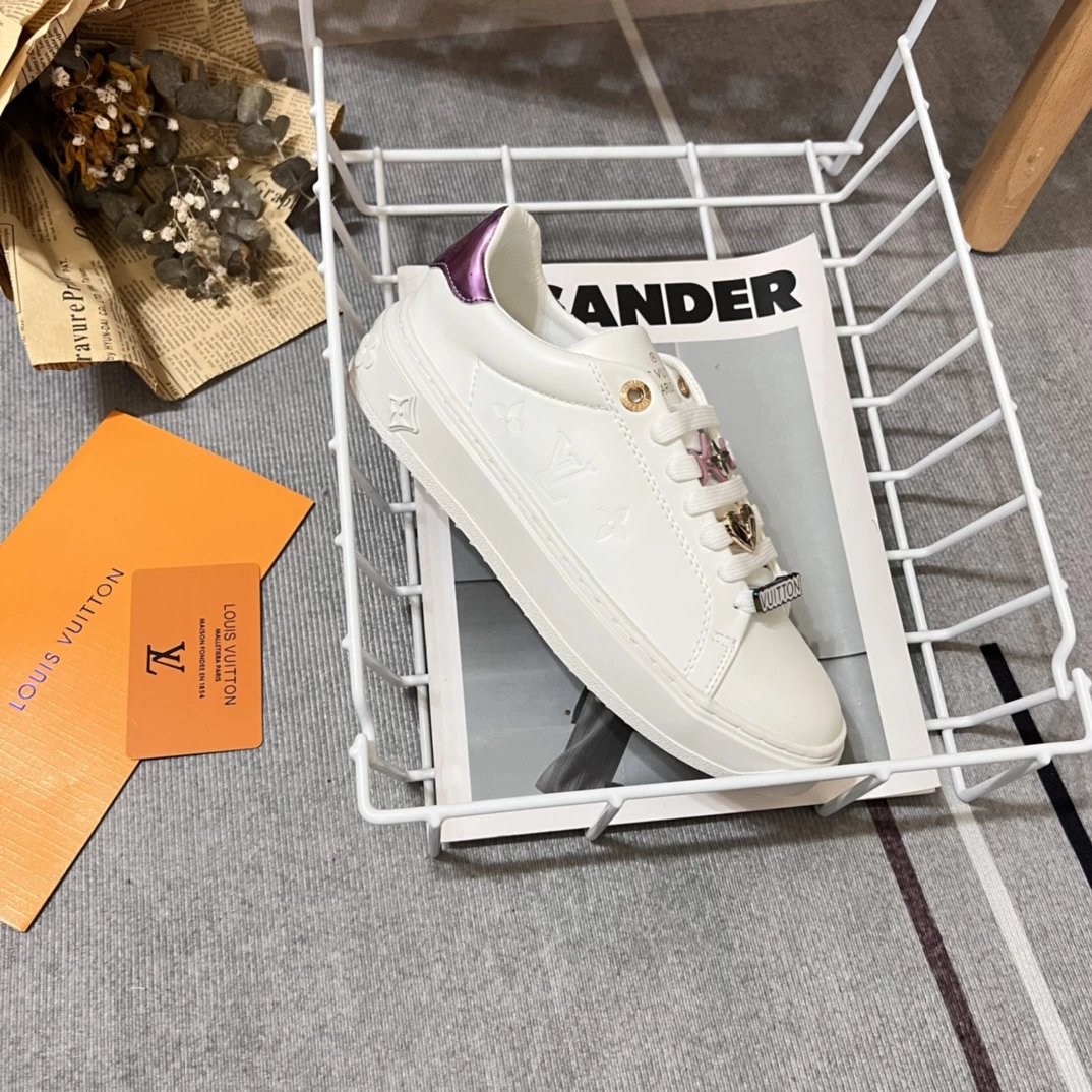 Louis Vuitton Sneakers Low-Top Monogram Lace-Up — White-purple