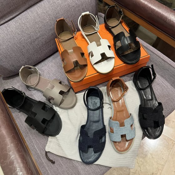 High version H flat flat one line Roman sandals for women, genuine leather sandals for women in summer 2025, new items for slimming women, wearing flat flat shoes for students on the beach, fairy style Roman shoes with soft soles that are not tiring for the feet, paired with skirts, and wrapped in real leather, fashionable and sexy one line sandals for women, versatile flat, trendy, high-end, versatile, anti slip, soft soles for pregnant women, flat Roman beach shoes for women, in stock, free shipping