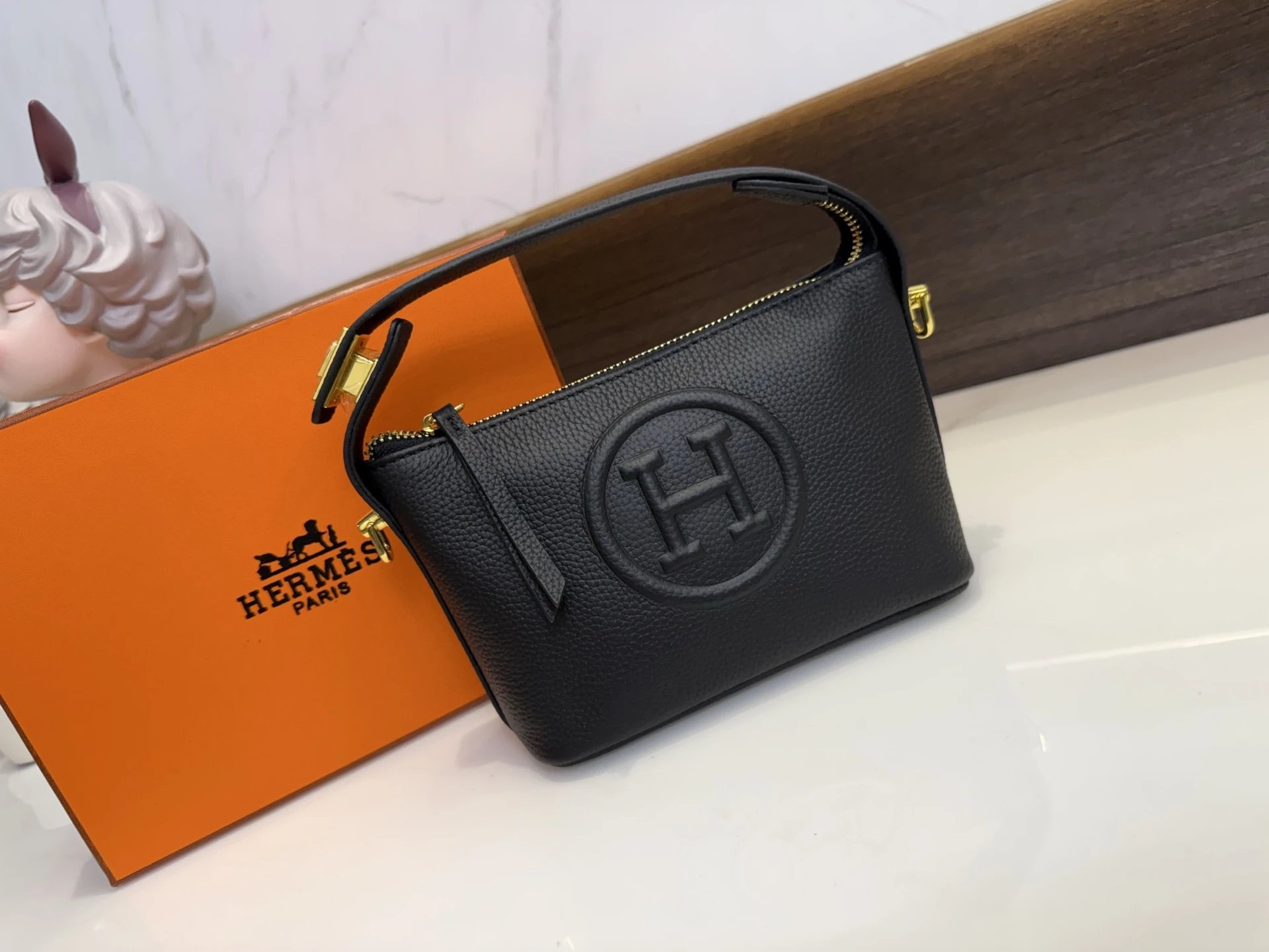 Hermès Mini Kelly Pochette Orange Epsom Leather Chain Bag - 13