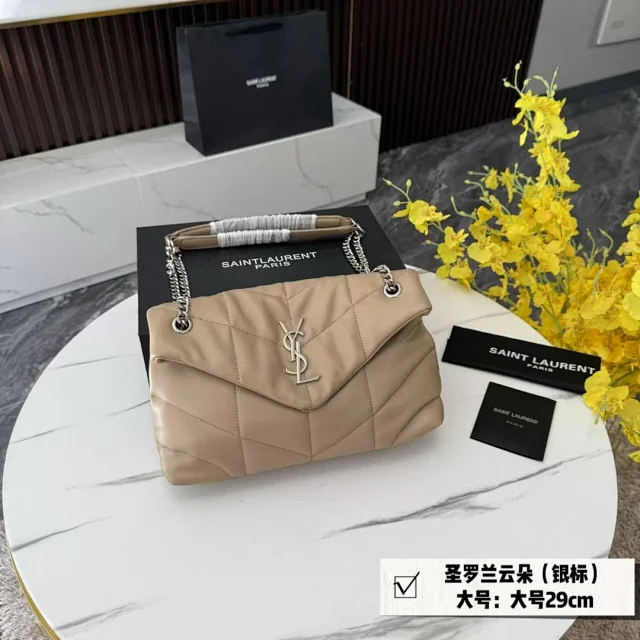 Saint Laurent Crossbody Bags Logo flap and chain-strap designs product detail image 27