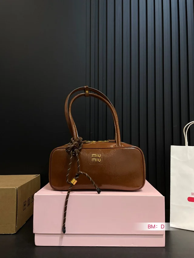 Miu Handbags Logo-Embossed Zip-Top Handbag product detail image 16