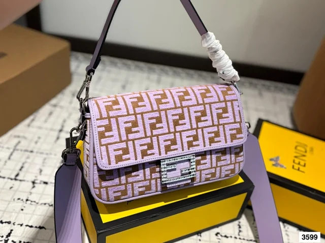 Fendi Sunshine and Peekaboo bags product detail image 29