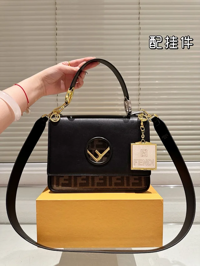 Fendi Sunshine and Peekaboo bags product detail image 21