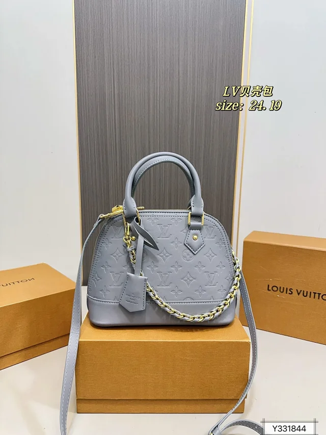 Louis Vuitton Monogram Handbag product detail image 30