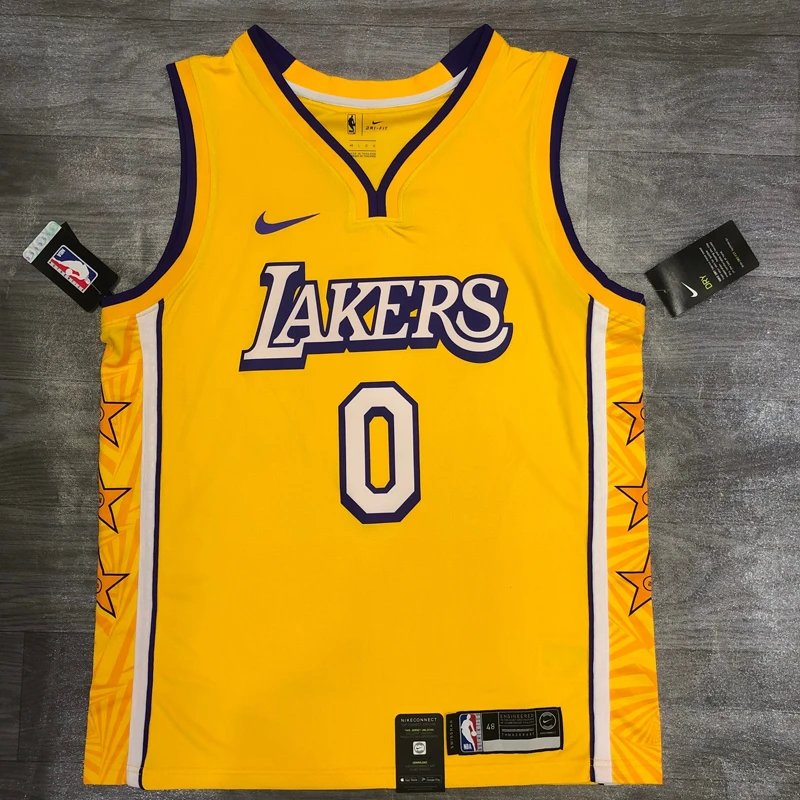 Season 21 Celebrity Edition Yellow - #0 Kuzma