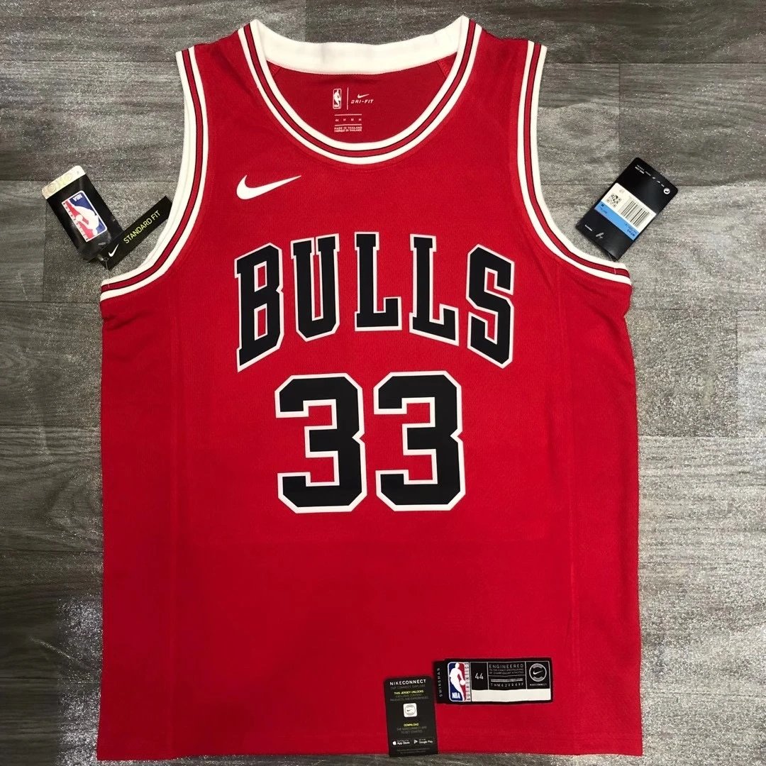 Bull Red-33 Pippen