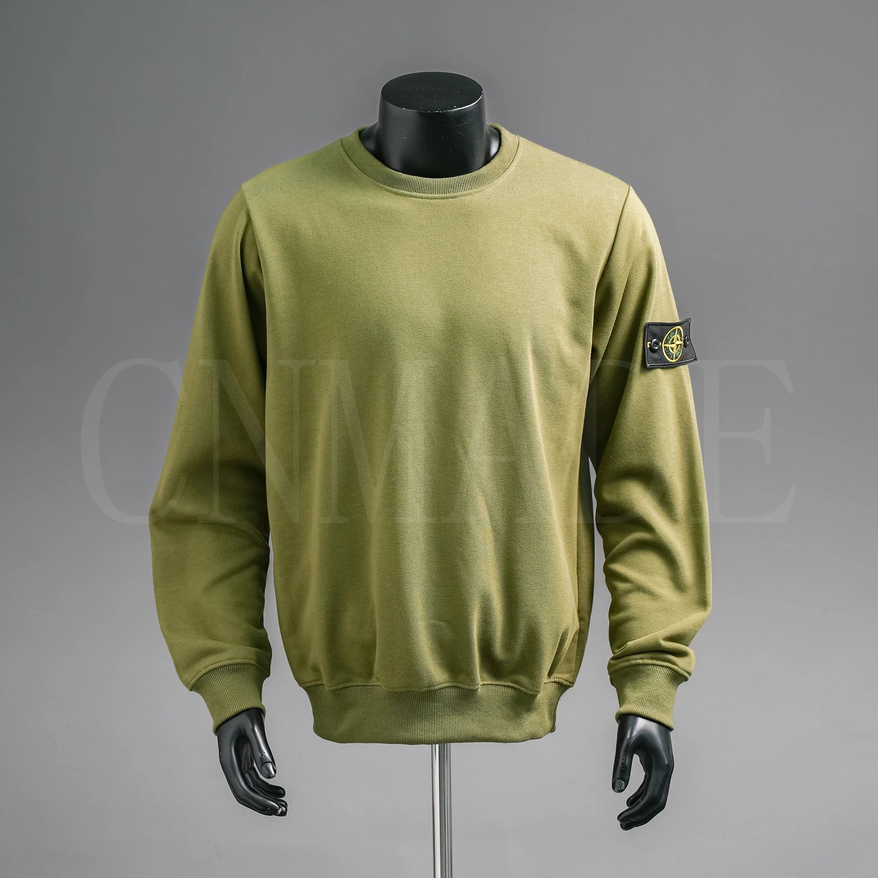 岛 经典罗纹袖口休闲圆领徽标卫衣