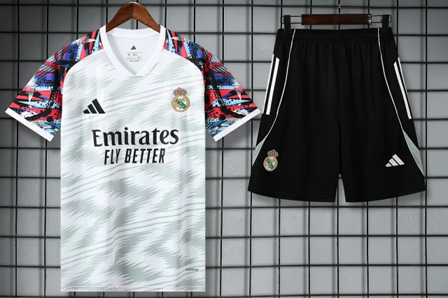 Adidas Football Jerseys Club training shirt and shorts set product detail image 1