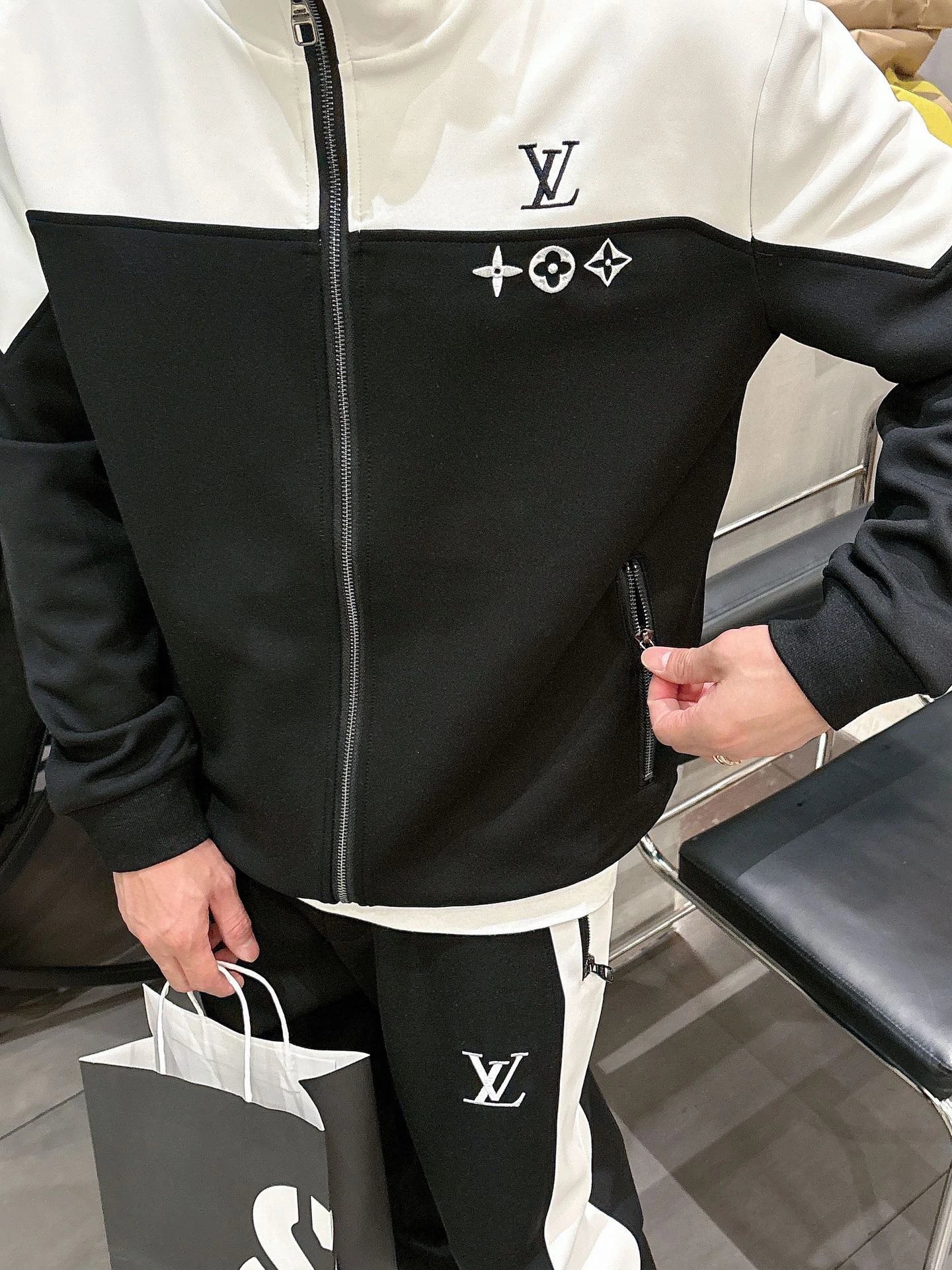 Dior Tracksuits Zip-up jacket and jogger set — 35