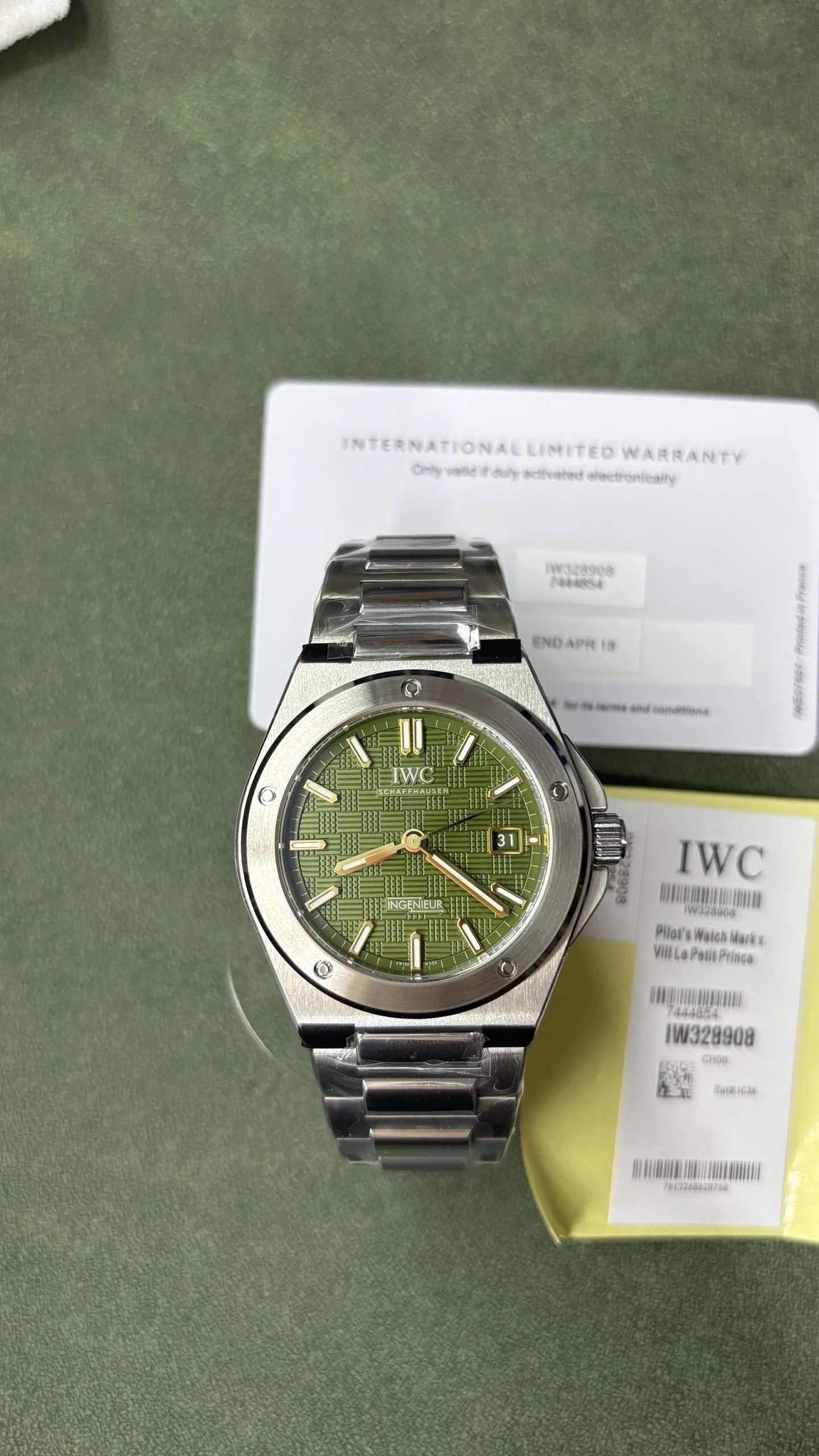 IWC Pilot's Watch Mark XX Watch - Green Dial-010758