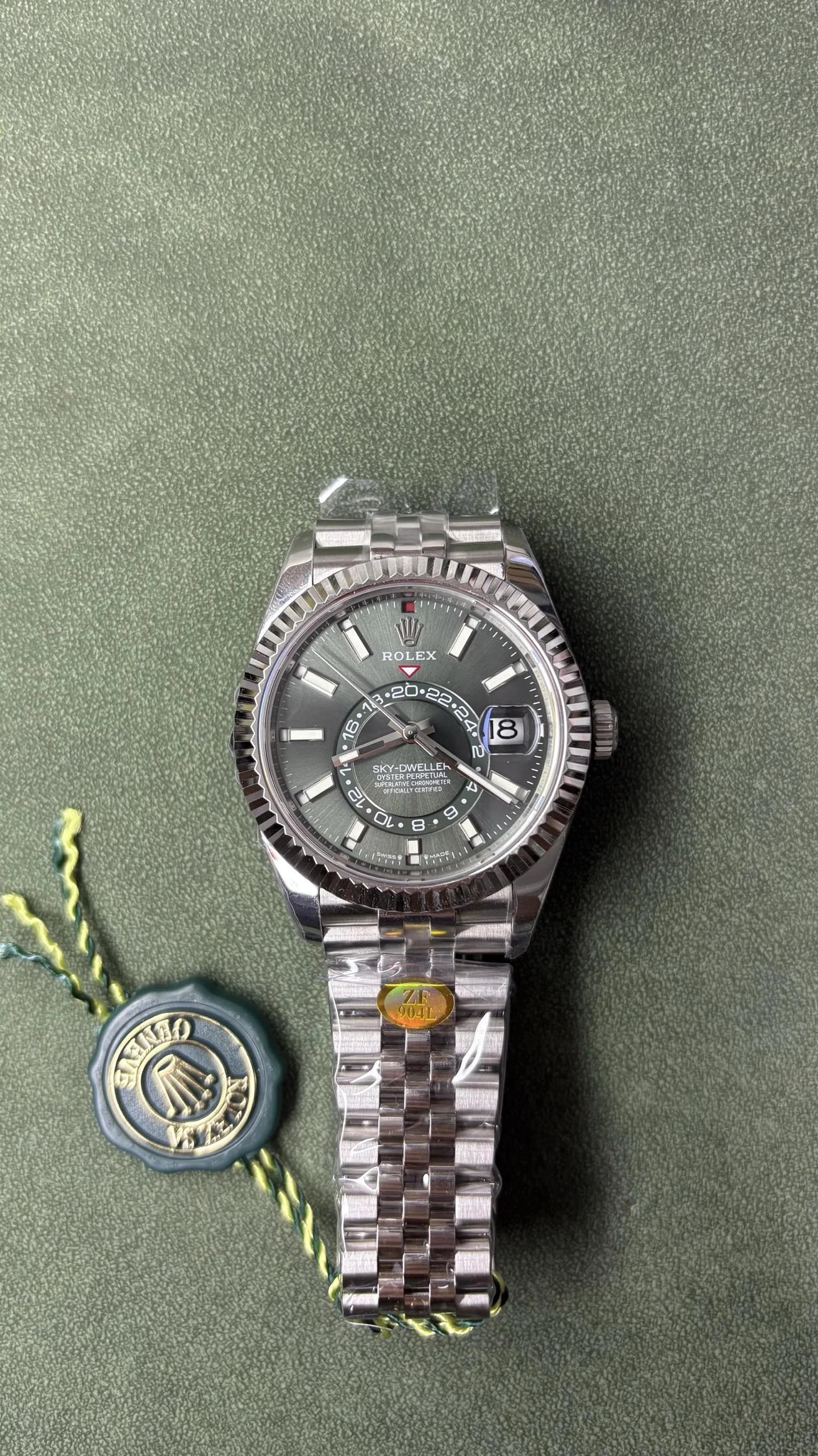 Rolex Sky-Dweller Watch - Green Dial-009470