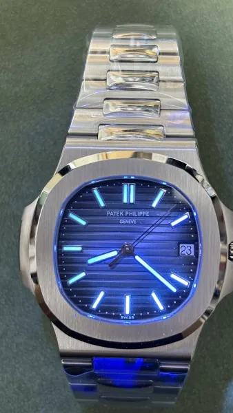 Patek Philippe Nautilus 5711 / 1A-010 Gray Dial Stainless Steel Mechanical Watch Watches - 15