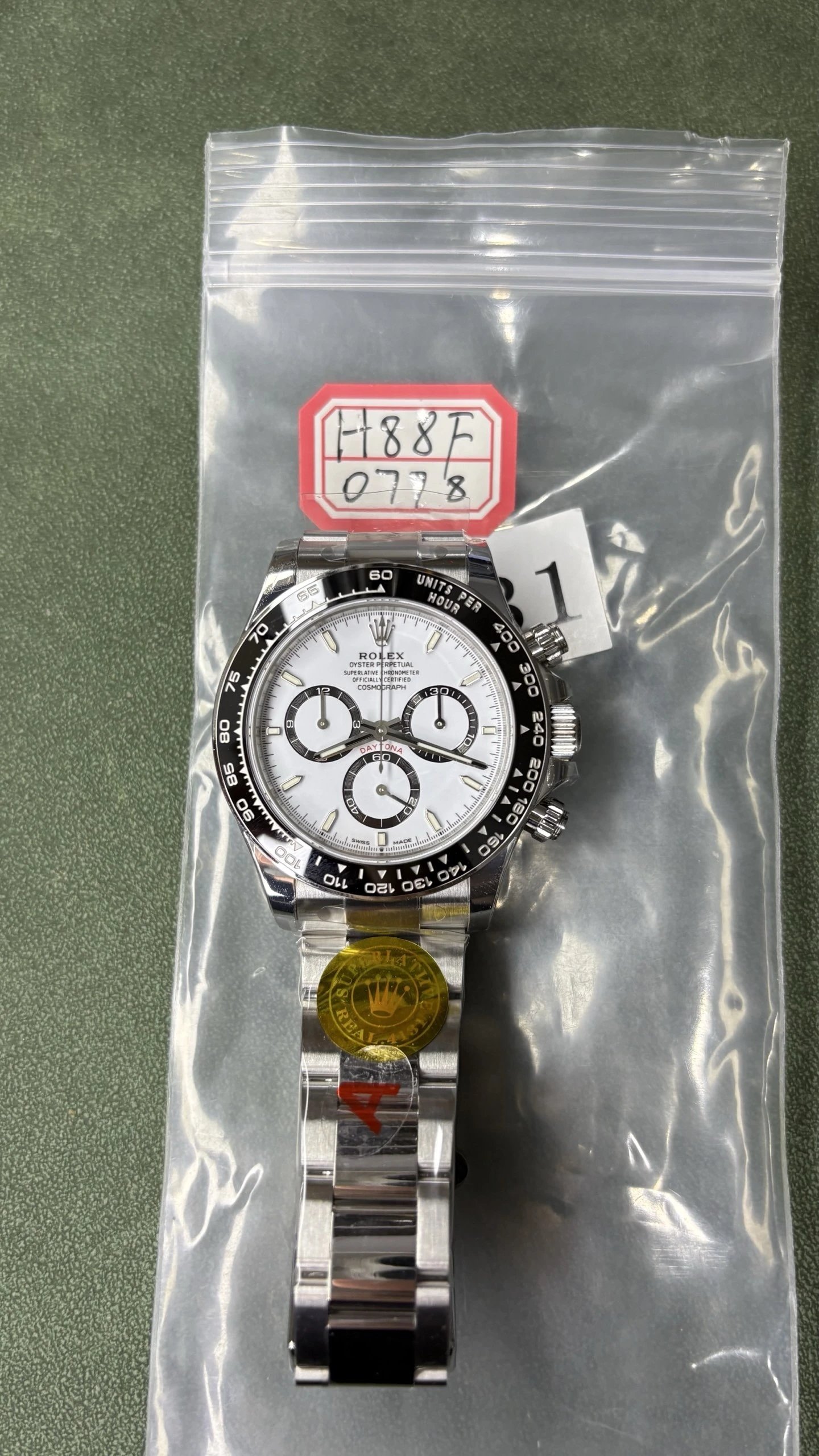 Rolex Cosmograph Daytona Watch - White Dial-009535