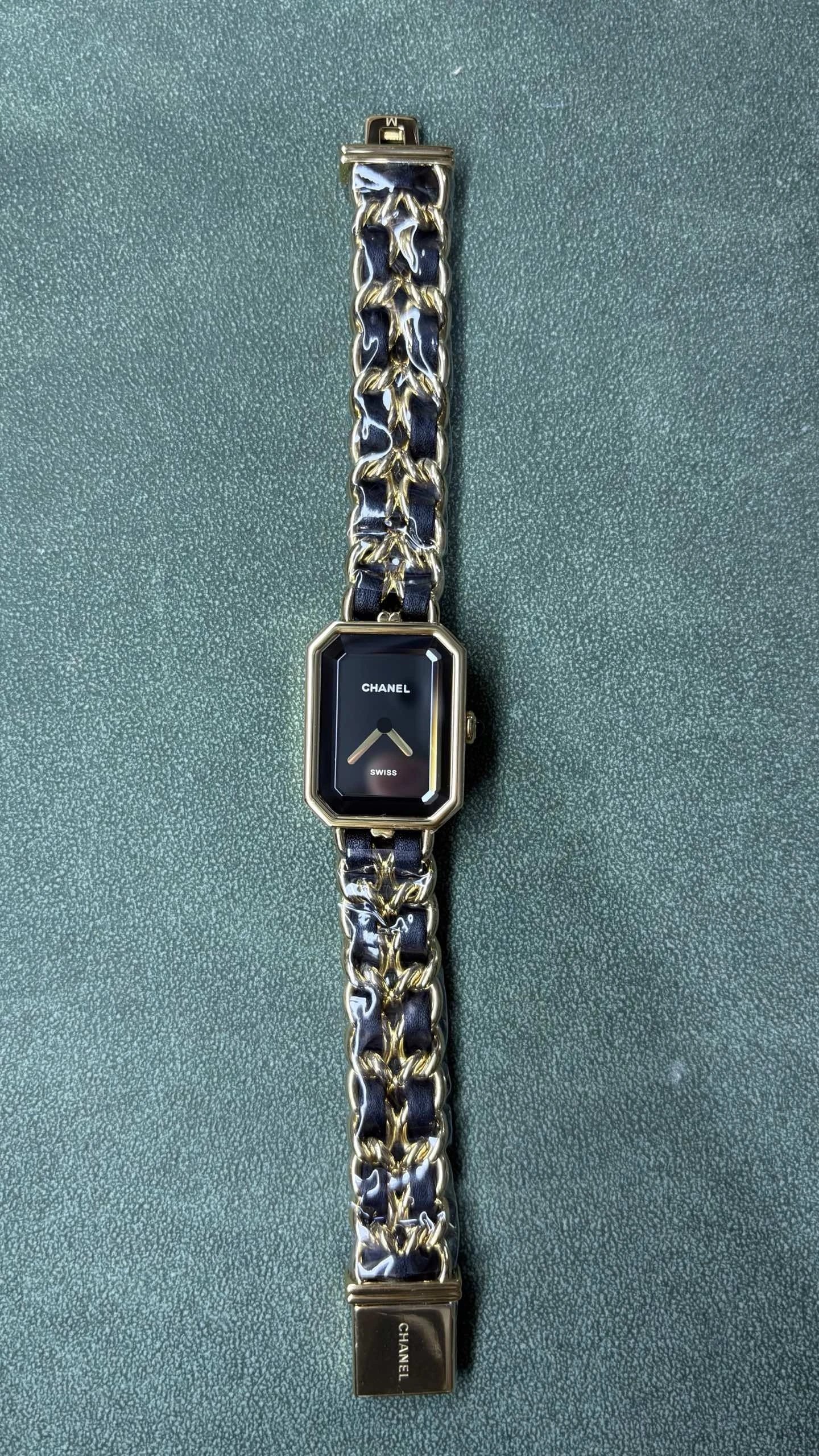 Chanel Premiere Gold Metal Leather Chain Watch