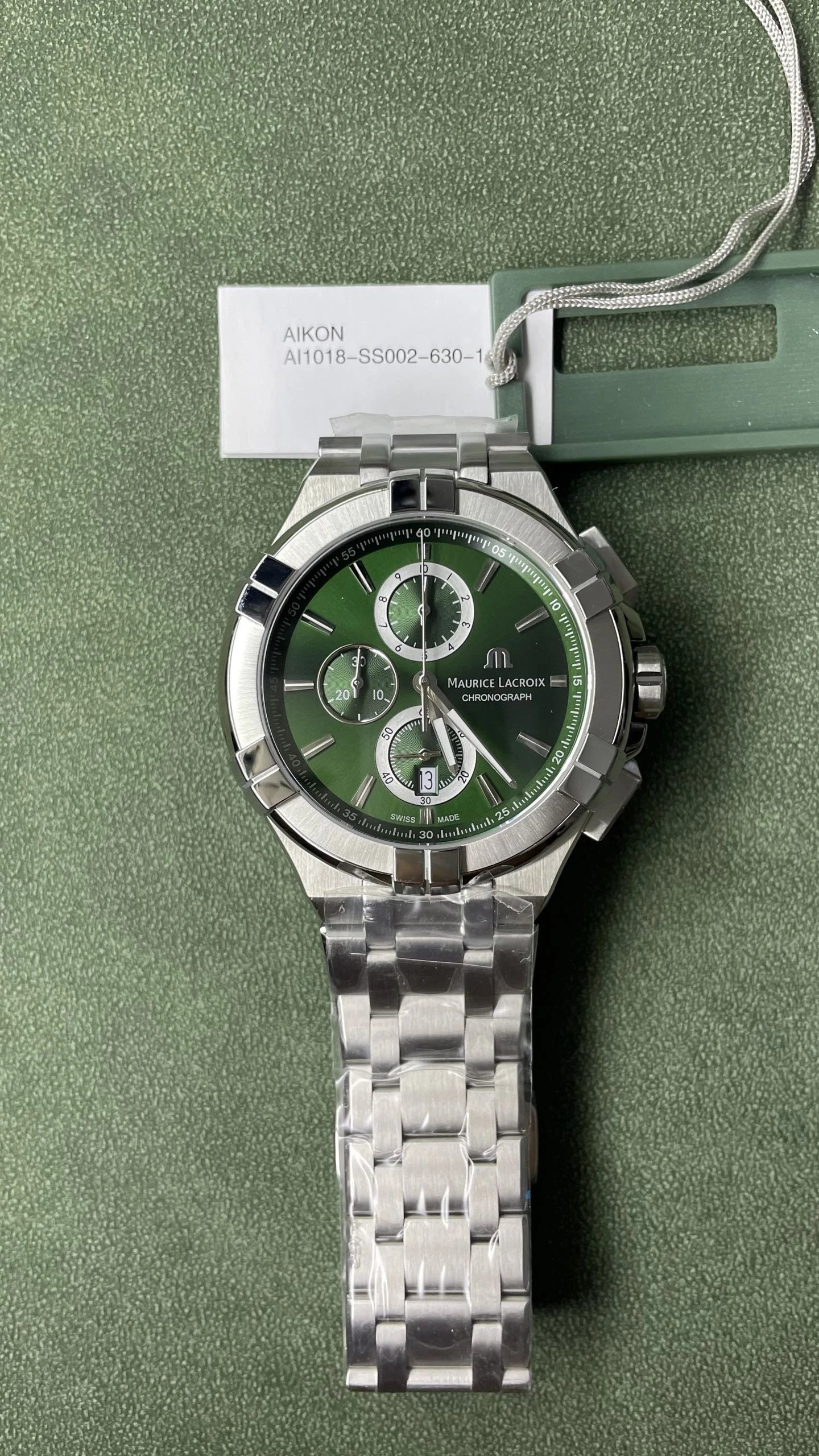 Maurice Lacroix Aikon Chronograph Watch - Green Dial-009402