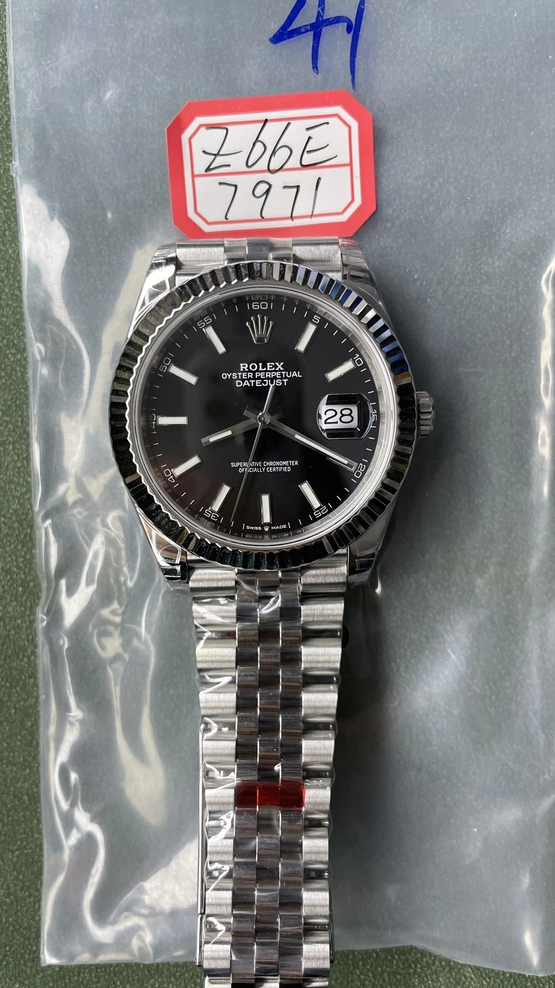 Watch (2394)