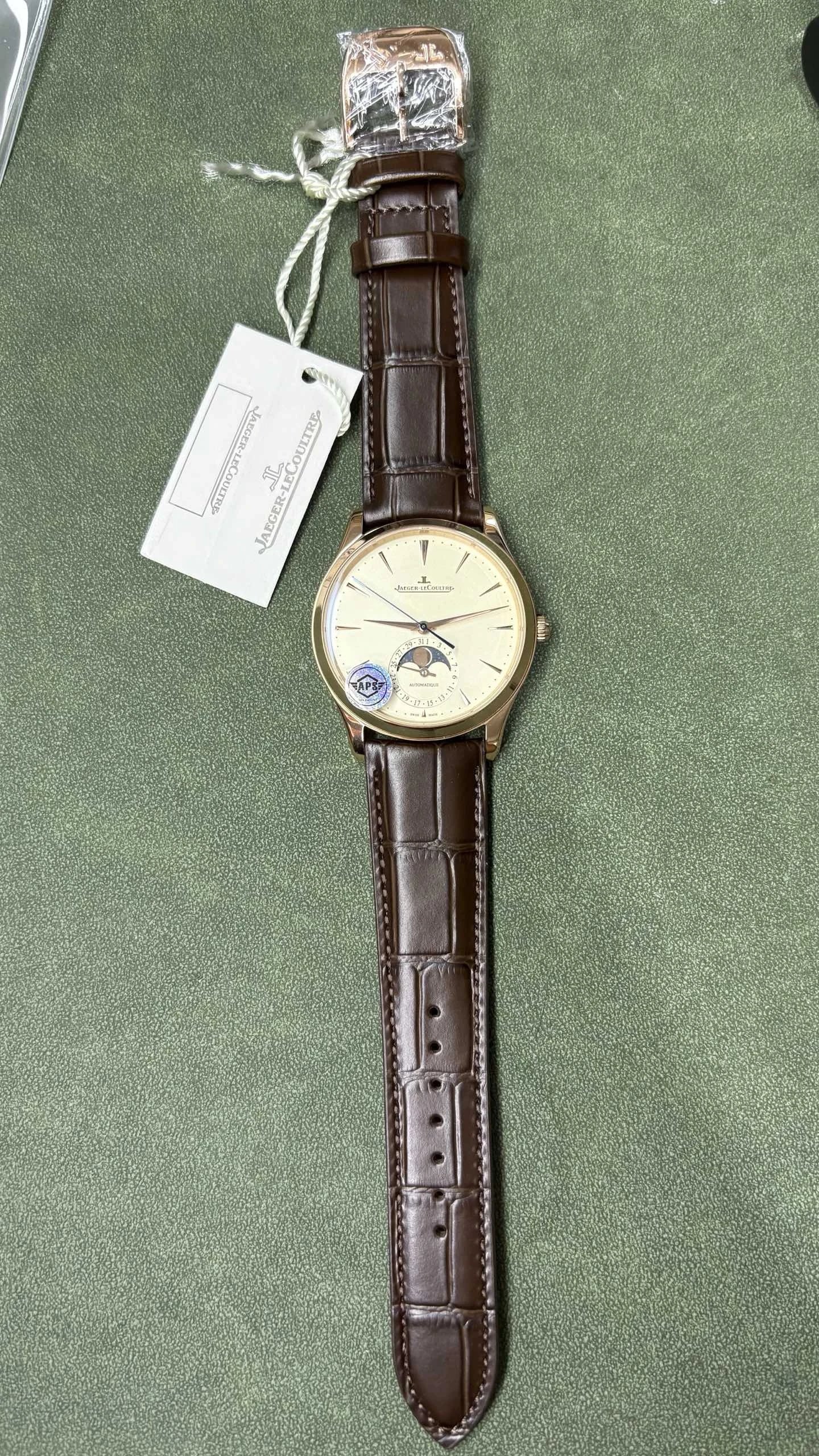 Jaeger-LeCoultre Master Moon Phase Watch - Cream Dial-010815