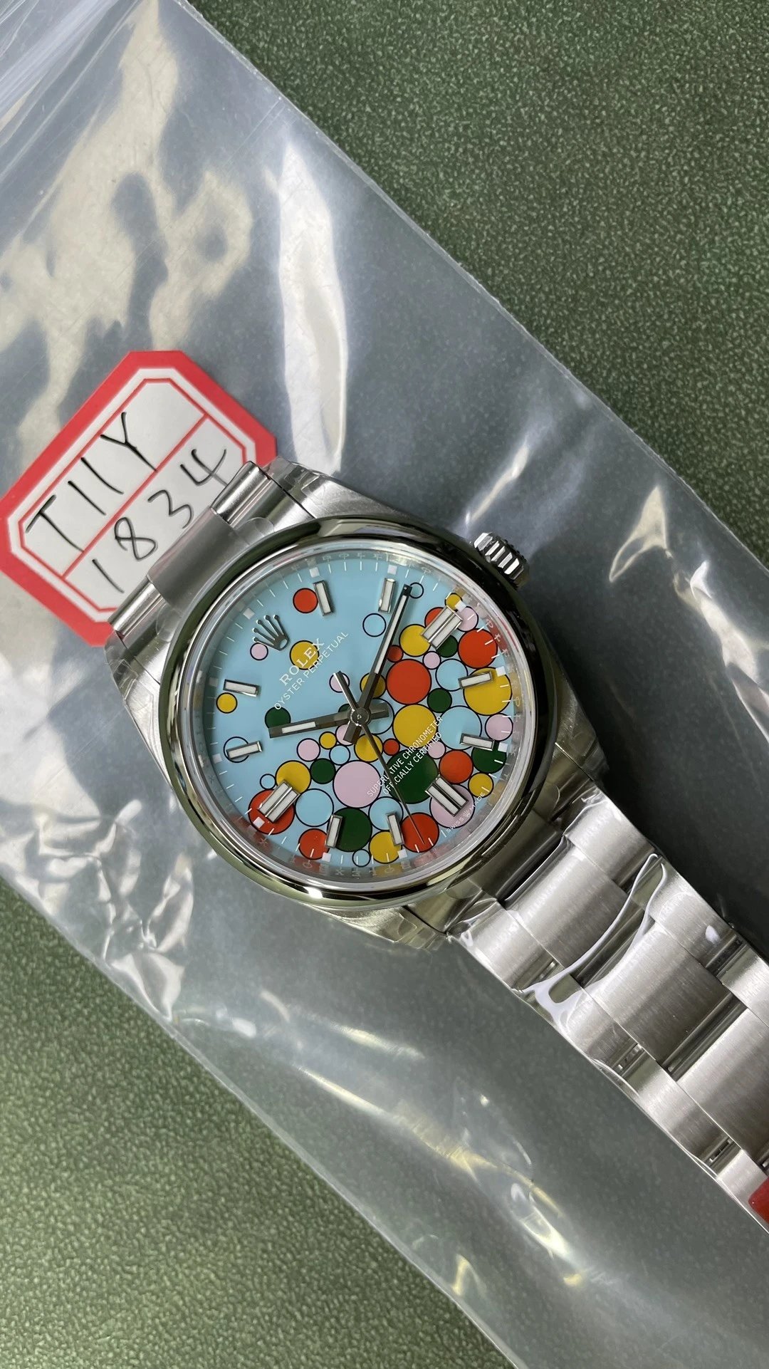 Watch (2511)