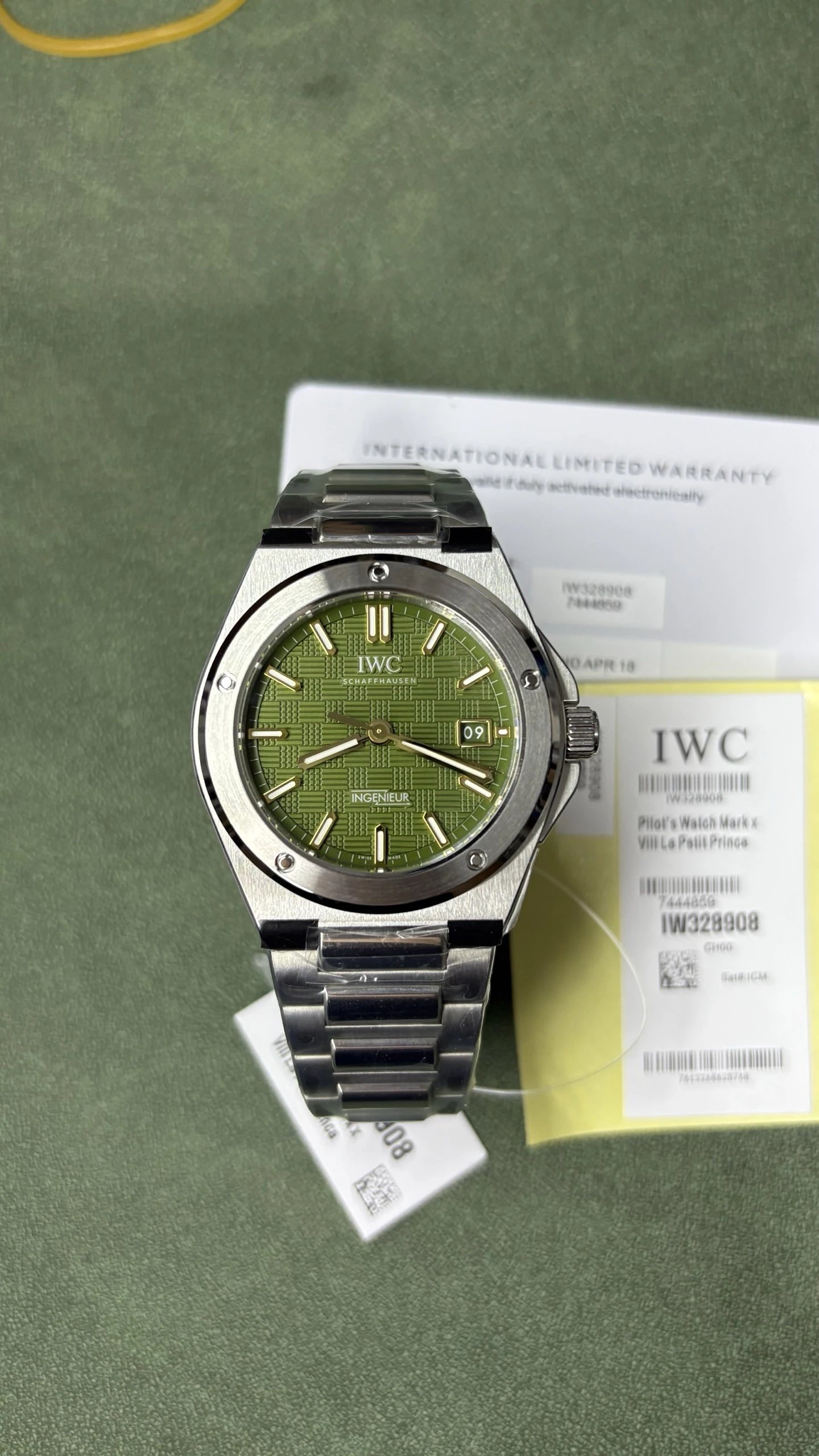 IWC Pilot's Watch Mark XX Watch - Green Dial-010816