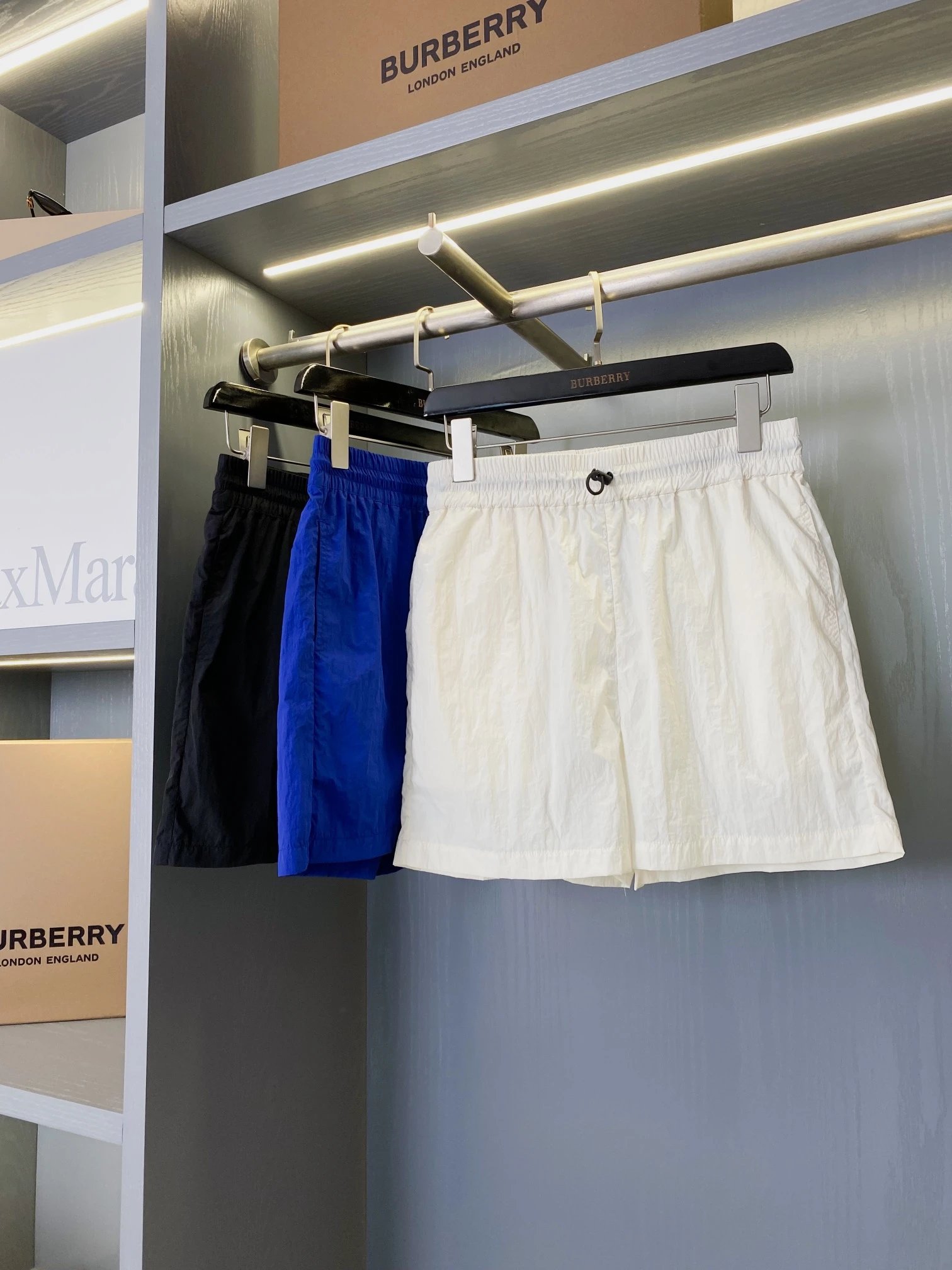 [Damen bekleidung] B * urberry Knight Horse Nylon Shorts