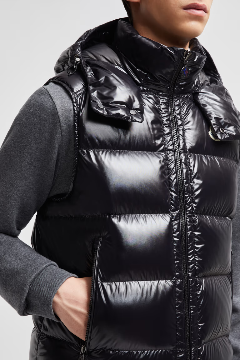 With NFCMonler Bormes hooded down vest for men and women high collar sleeveless down vest  3