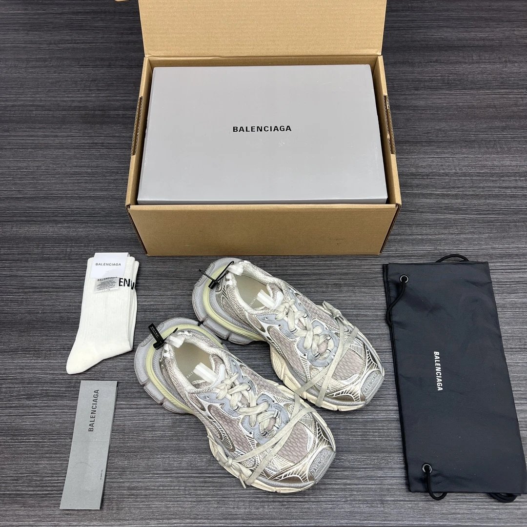 Balenciaga Phantom Sneaker 3XL 10th Generation Distressed Trendy Running Shoes in Beige Gold