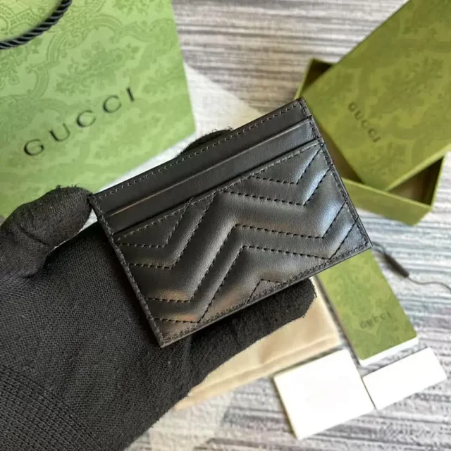 Gucci Wallets & Card Holders Chevron Quilted Holder product detail image 3