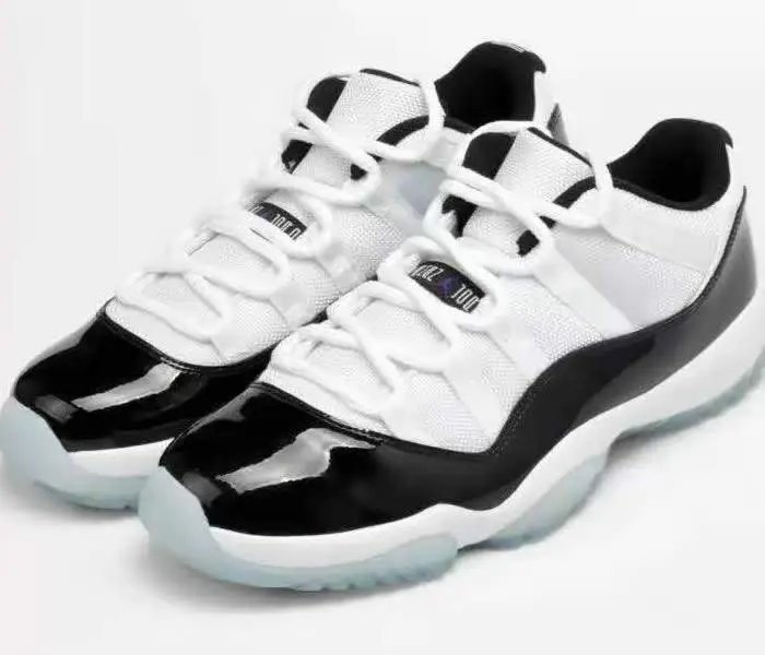 AJ11 Low Top Con Buckle