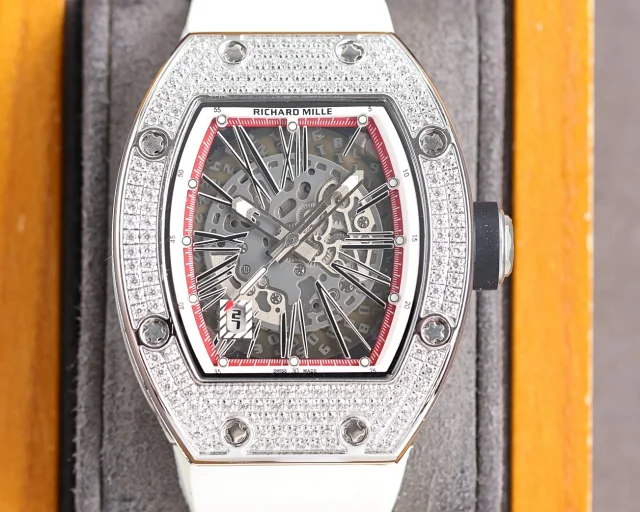 Richard Mille Watches Tonneau Skeleton-Dial Rubber Strap Watch product detail image 17