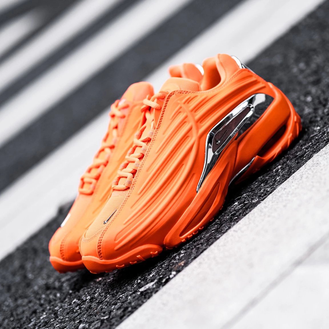 [Only Selling Authentic] Drake Exclusive Sneakers NOCTA x NK Hot Step 2 Series Low-Top Versatile Retro Air Cushion Casual Sports Jogging Shoes DZ7293-800
