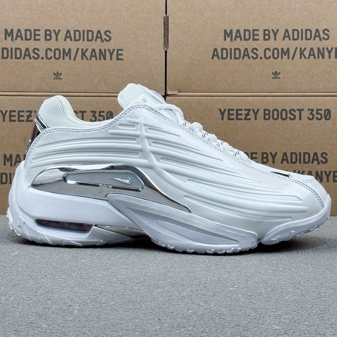 White Metallic Silver DZ7293