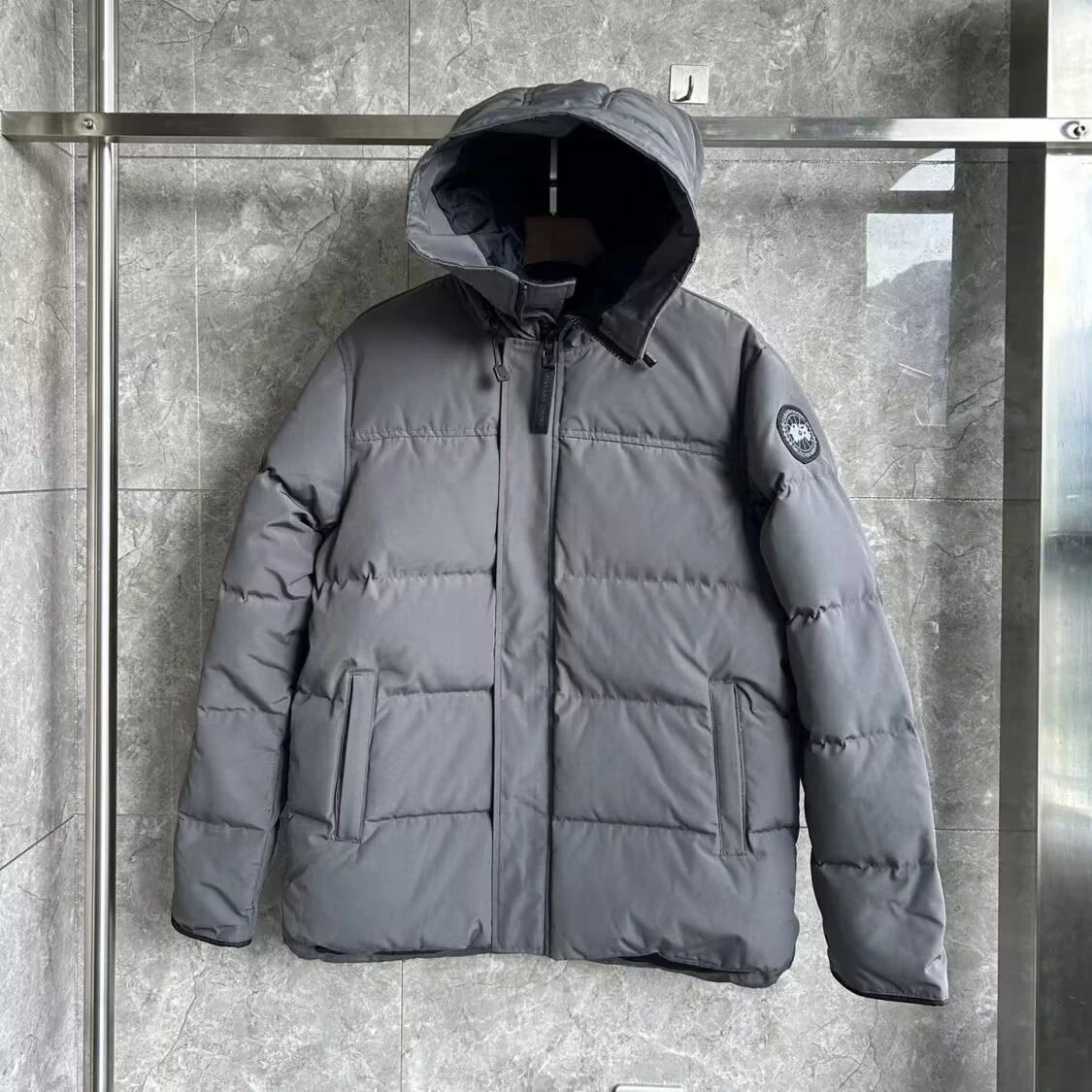 Goose Graphite Grey Black Logo