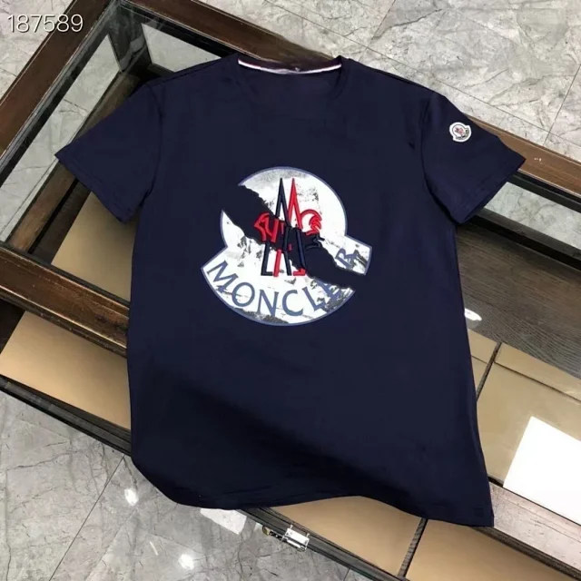 Moncler T-Shirts Short-Sleeve Logo Graphic T-Shirt product detail image 10