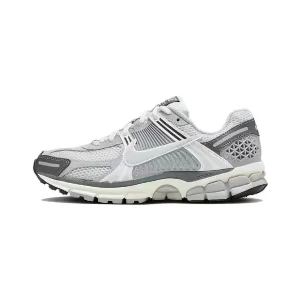 Nike Zoom Vomero 5 Multicolor Running Shoes - 10