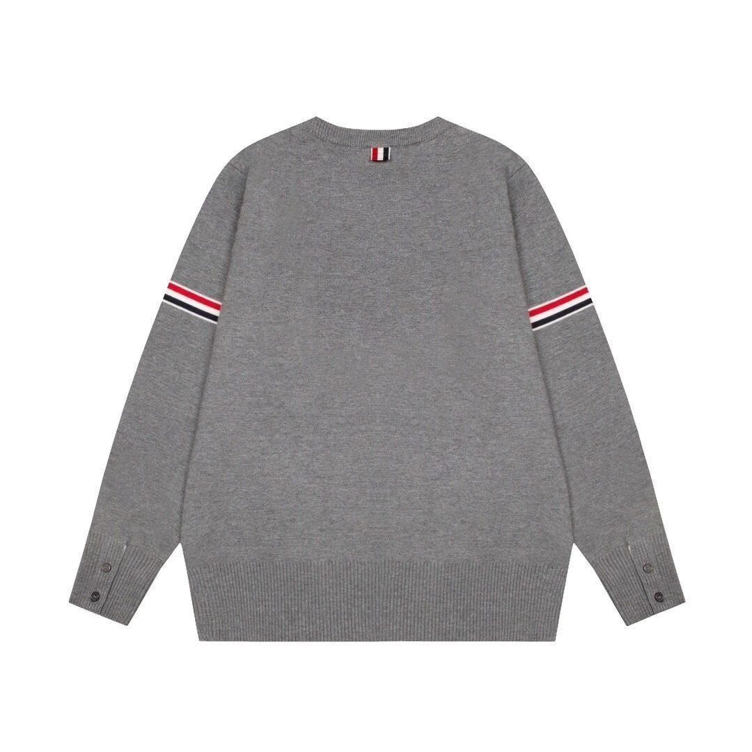 Unbranded Hoodies & Sweatshirts Three-Stripe Sleeve Pullover Hoodie — 30