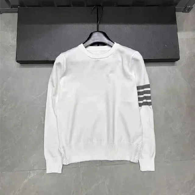 Unbranded Hoodies & Sweatshirts Four-stripe sleeve pullover hoodie product detail image 11
